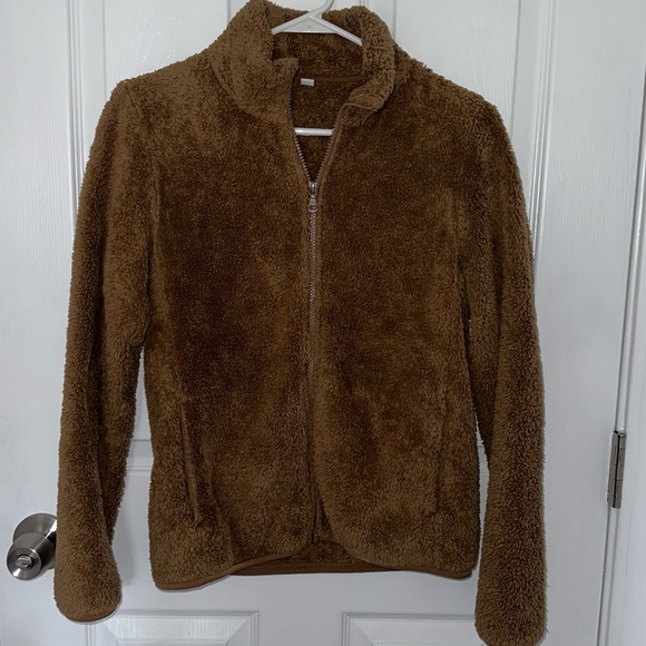 uniqlo dark brown fluffy jacket - Picture 1 of 3